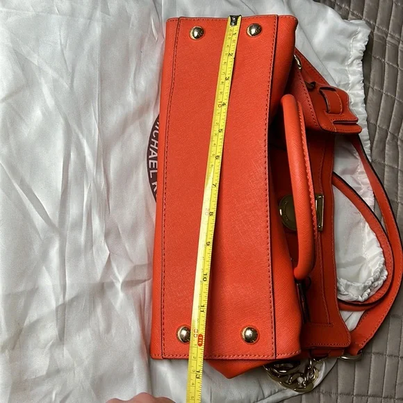 Michael Kors Hamilton - Picture 4 of 4